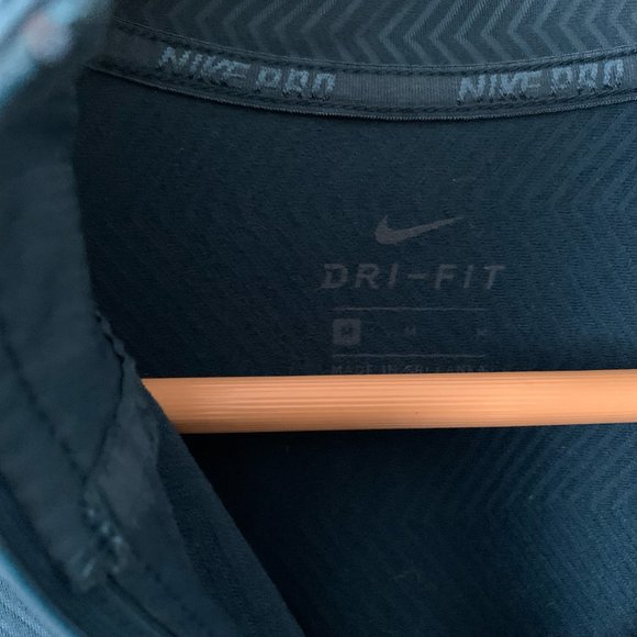 Nike 3/4 Zip Size M - Picture 2 of 5